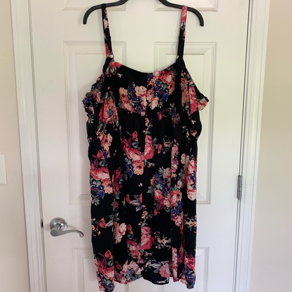 🖤🌹Torrid Black Spaghetti Floral Dress - Picture 4 of 4